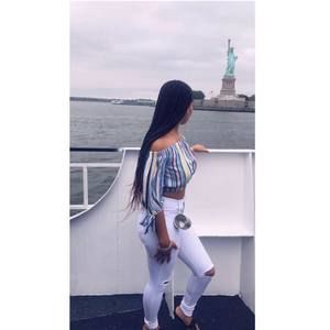 Meet your Posher, Dana